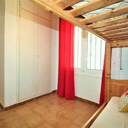 8002 - Torrinos 50, Casa Aislada De Todo Ruido, Con Fantastica Vista Al Mar, Gran Terreno De 100m2 Con Barbacoa, Rodeada De Vegetacion, Intimidad Asegurada. 2 Garajes. - Es-258-91 Holiday home Roses